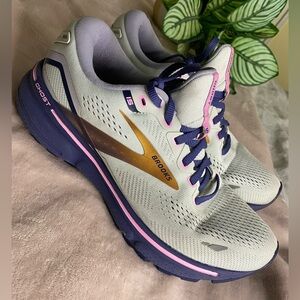 Brooks Ghost 15 Women's Size 8 Running Shoes Gray Blue